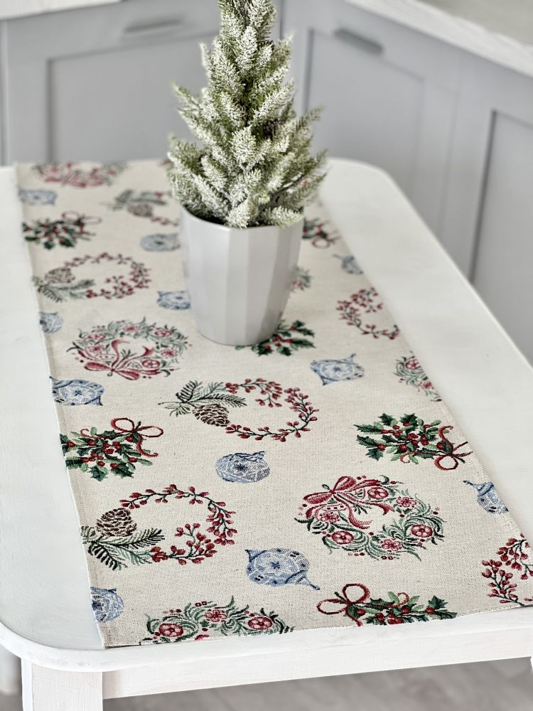 Новорічна гобеленова доріжка на стіл «Різдвяні віночки» (срібний люрекс), 37x100