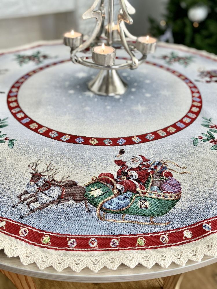 Скатертина новорічна гобеленова кругла "Свято наближається" (срібний люрекс)